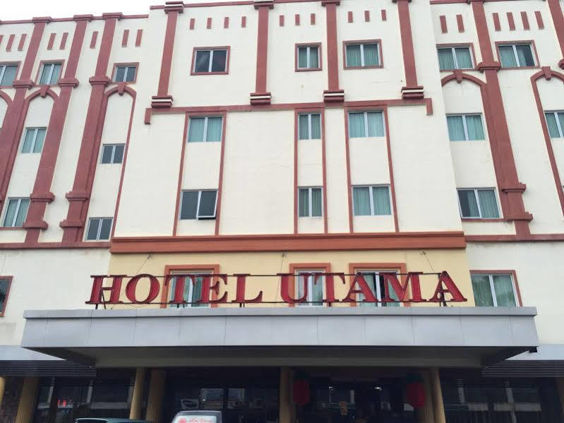 Utama Hotel Batam Exterior foto